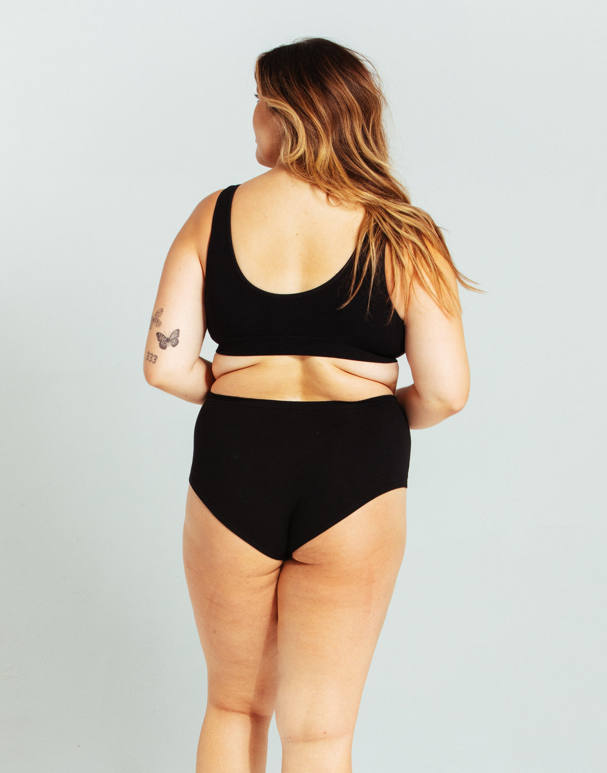scoop bralette - black