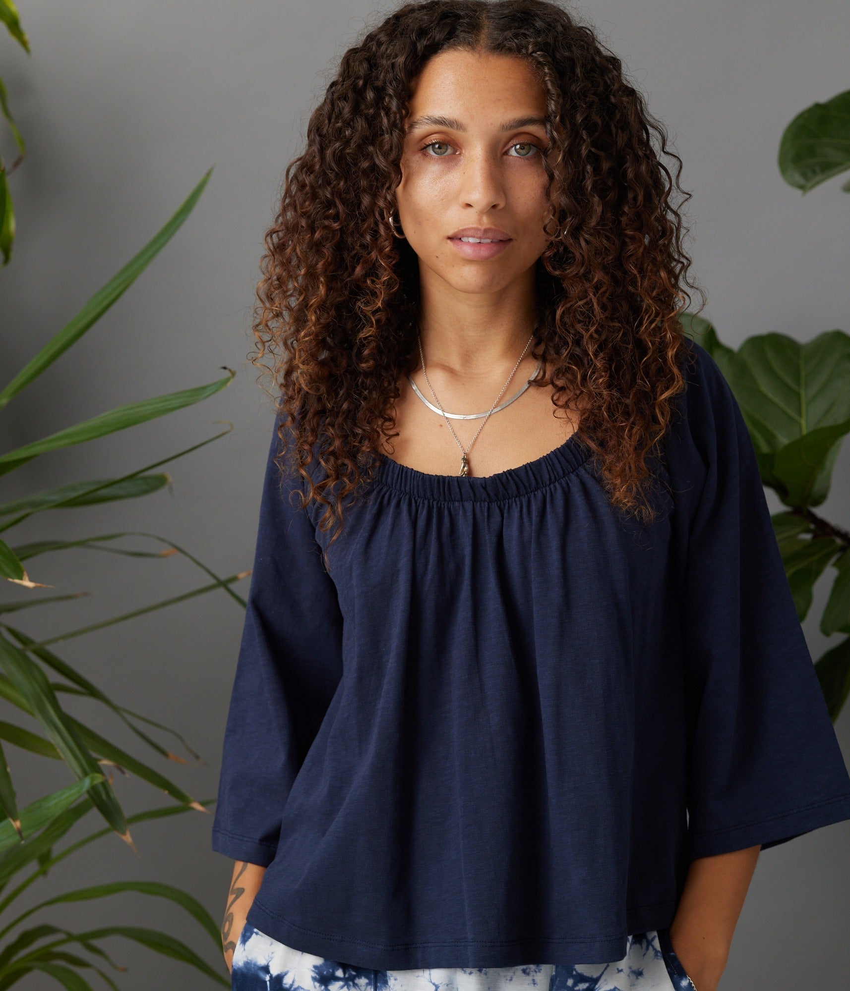 低価格 Alma Top - Dark Blue トップス