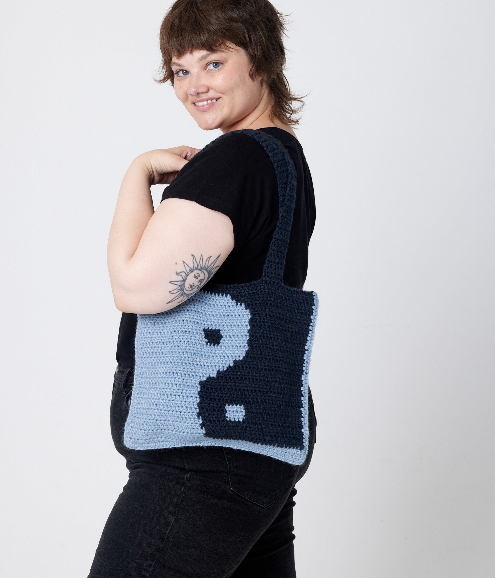 Crochet Yin Yang Bag - Slate/Dark Blue