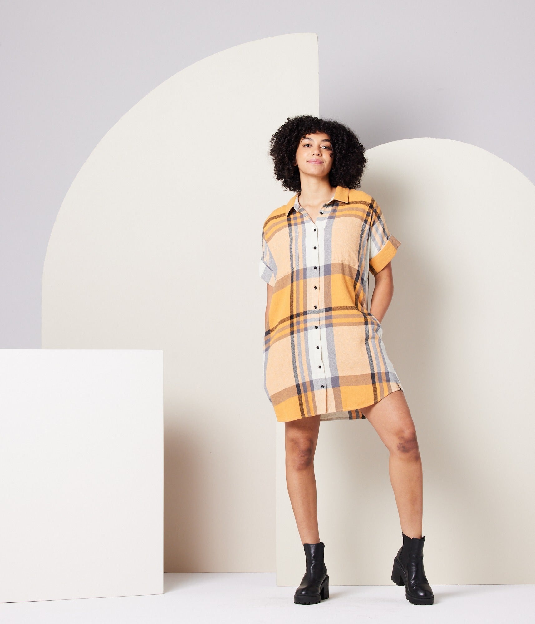 Amaris Dress - Apricot Plaid