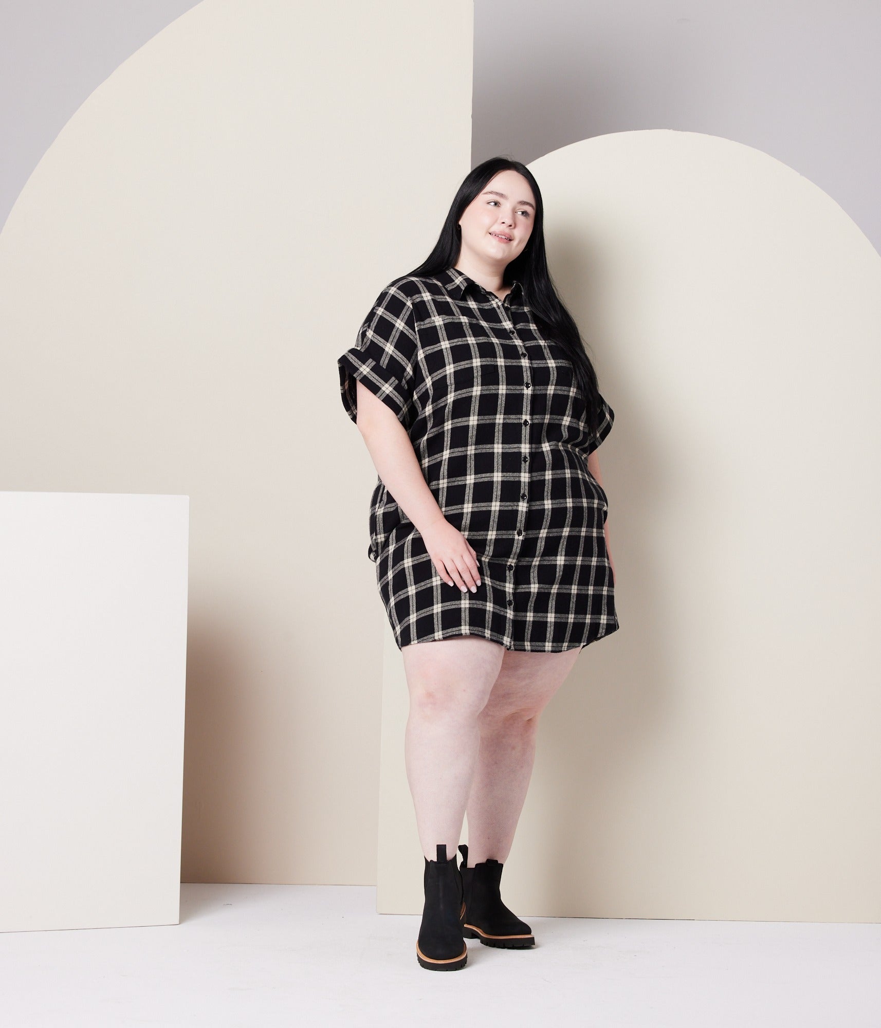 Amaris Dress - Black/Taupe Plaid