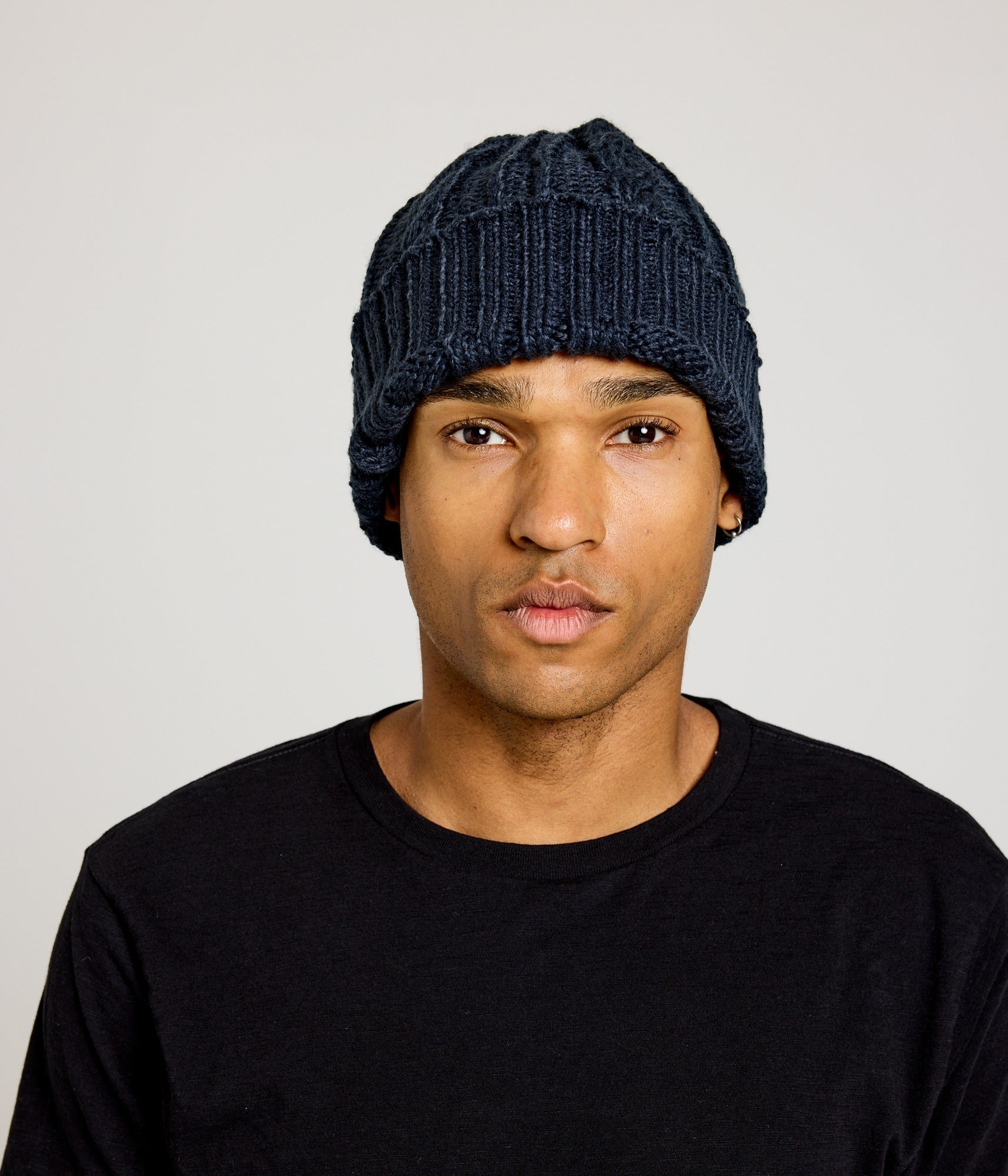 Cable Knit Beanie - Dark Blue