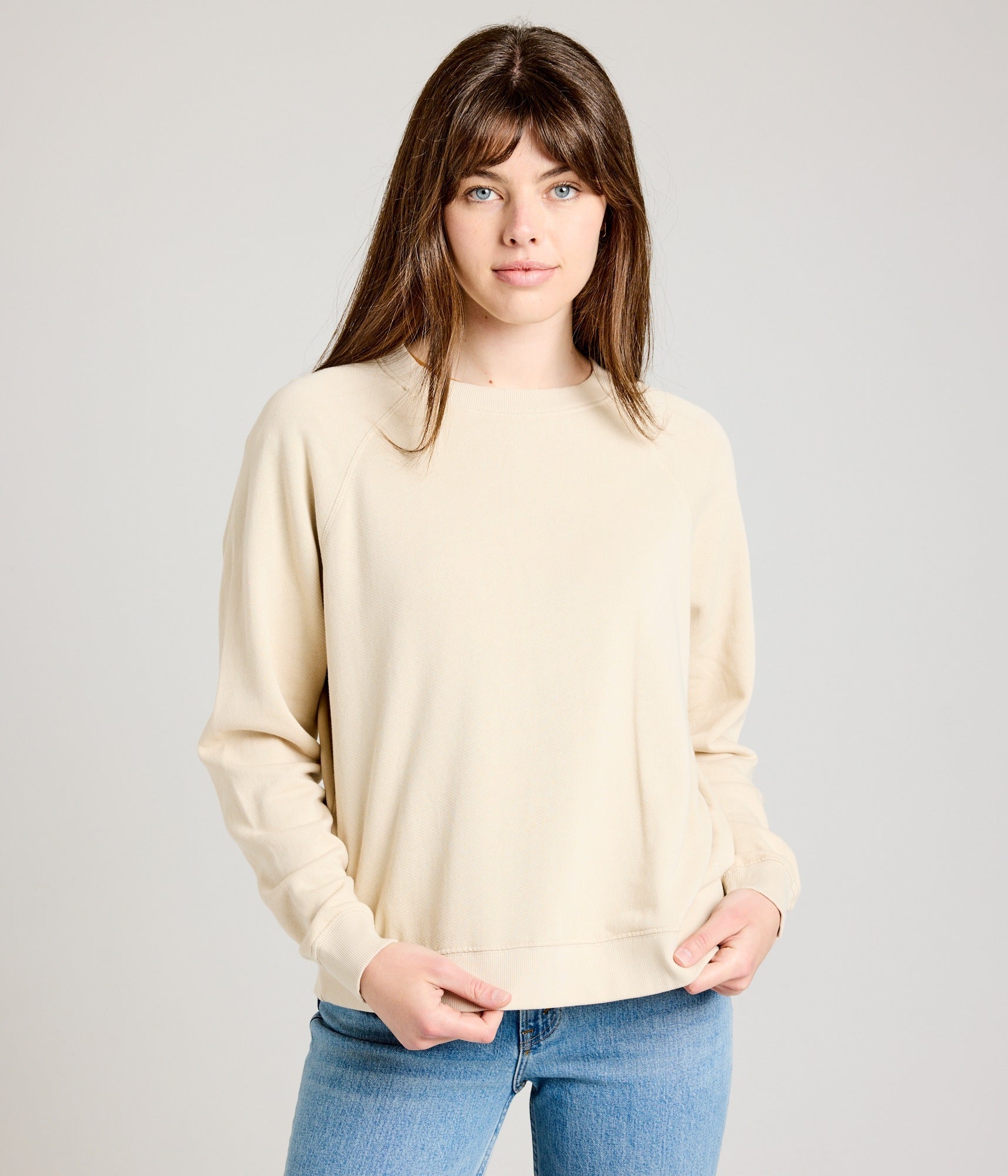 Women's Raglan Sweatshirt - Taupe