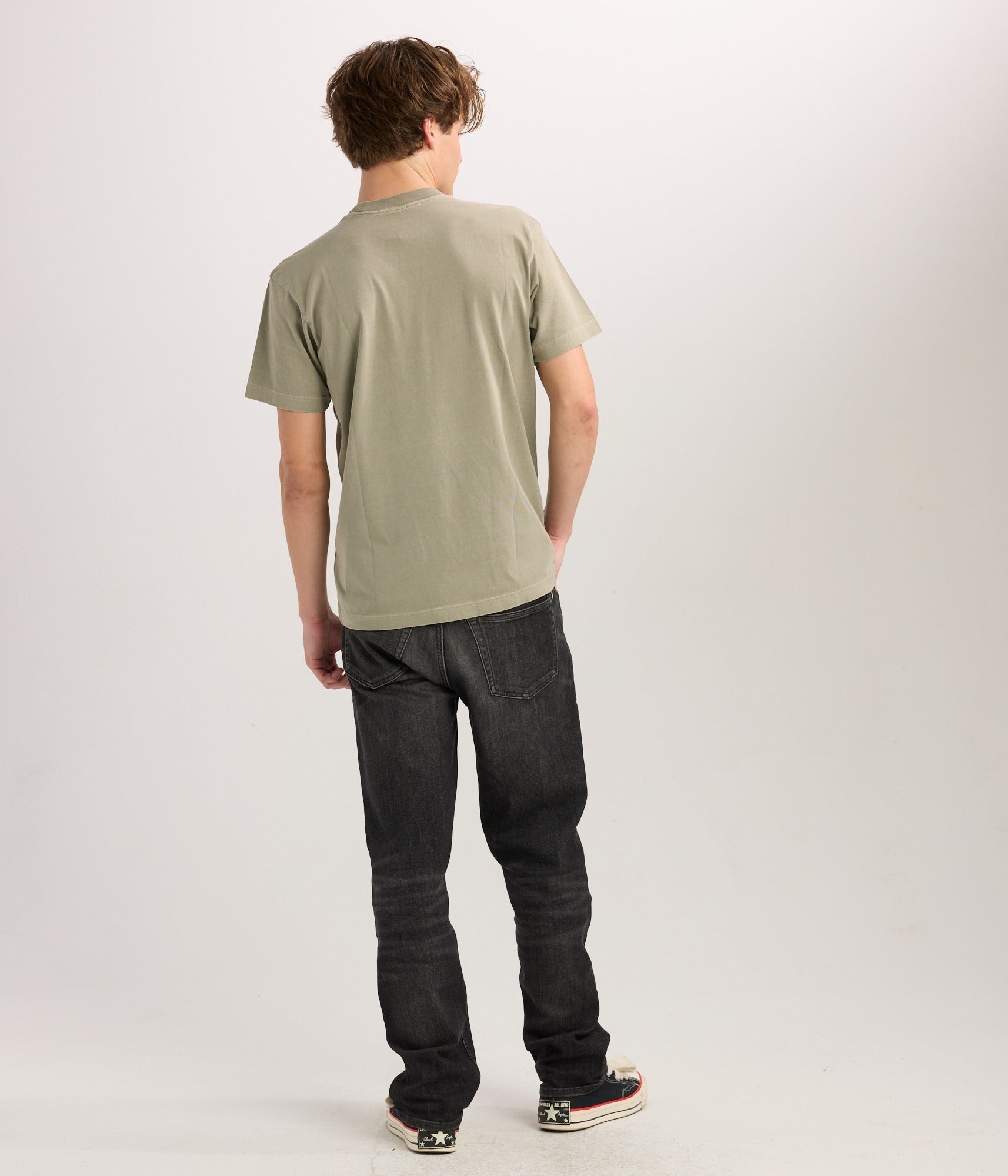 Unisex Standard Tee - Artichoke